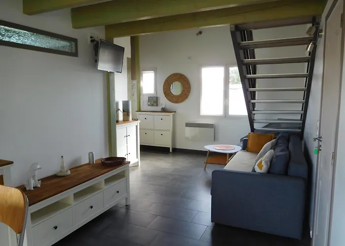 Soulacaise Apartment
